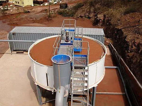 High-Efficiency Concentrator